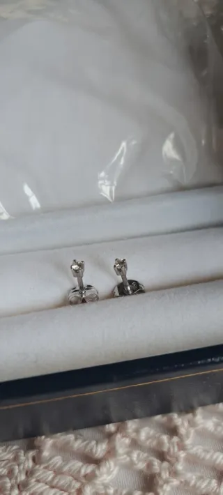 Pendientes oro blanco y brillantes