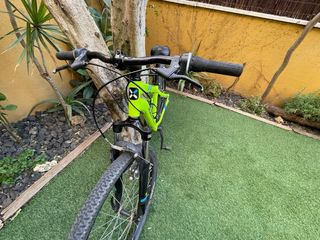 Bicicleta Rockrider ST 100 fosforito