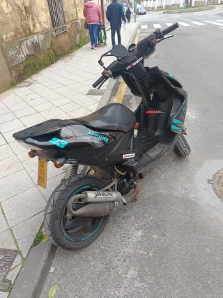 Yamaha Aerox 49cc Negra