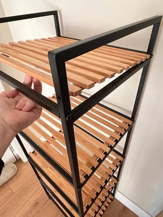 Estantería Metálica y Madera