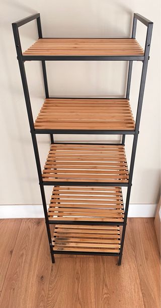 Estantería Metálica y Madera