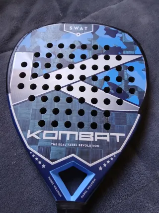 Pala de pádel Kombat SWAT