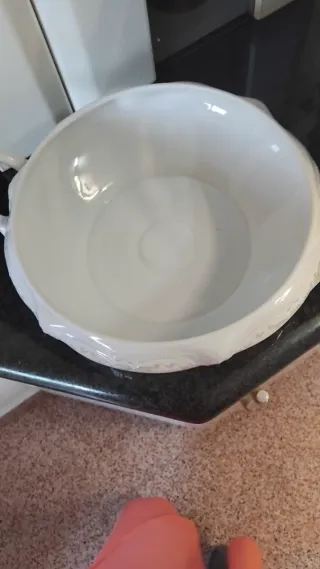 Sopera Vintage Alemana Porcelana
