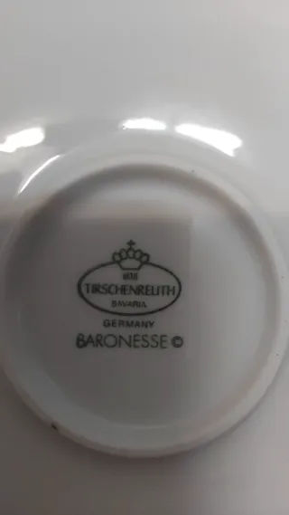 Sopera Vintage Alemana Porcelana