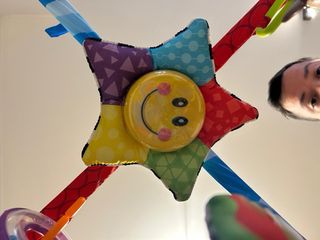 Alfombra de juegos infantil con arcos