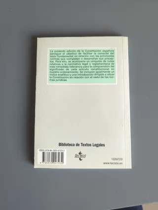 Constitucion espanola / Spanish Constitution (B...