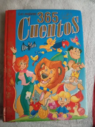 Los Mejores 365 Cuentos (Spanish Edition)