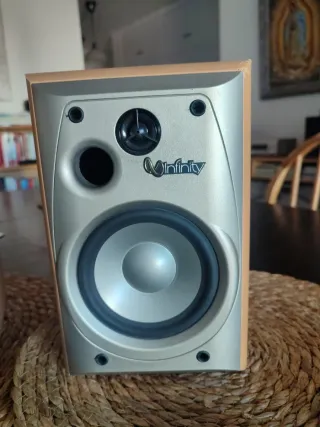 Altavoces Infinity Alfa 5 Satélite