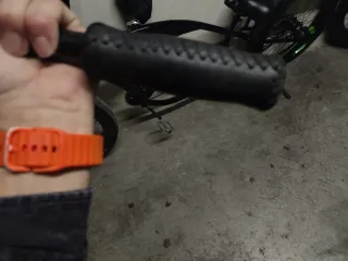 Manillar Custom Bici Negro con puños de cuero