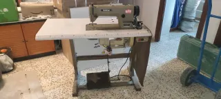 Máquina de coser industrial Brother