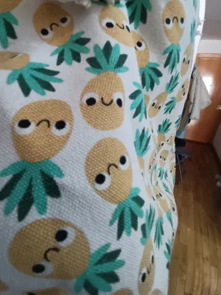 Bolso de Hombro con Dibujos de Piñas