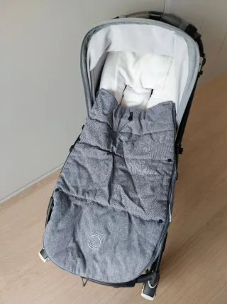 Carrito Bugaboo Bee5 Negro y Gris