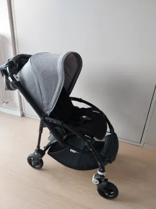 Carrito Bugaboo Bee5 Negro y Gris