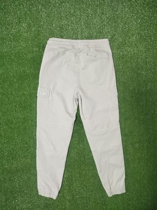 Pantalones cargo Lefties beige