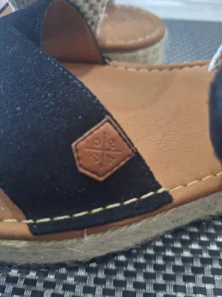 Sandalias Popa Beige y Negro