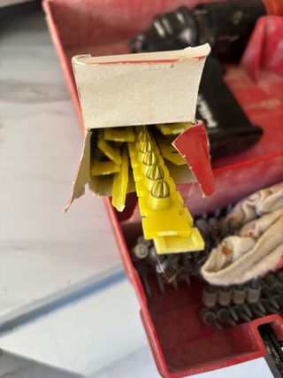 HILTI DX A40 Pistola de Clavos