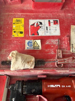 HILTI DX A40 Pistola de Clavos