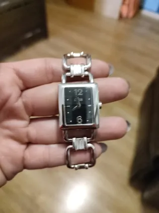 Reloj Lotus Mujer Negro y Plateado