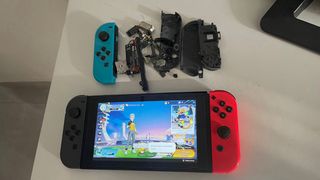 Nintendo Switch Negra y Roja