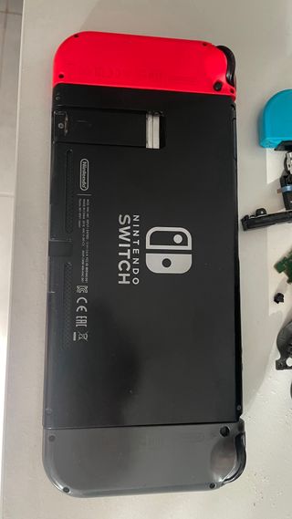 Nintendo Switch Negra y Roja