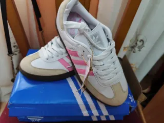 Zapatillas Adidas Samba Blancas y Rosas