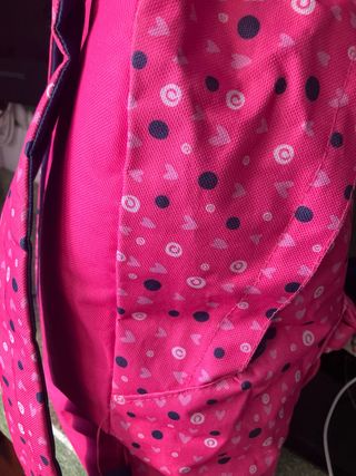 Mochila Tenth rosa con corazones