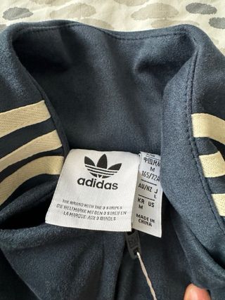 Chaqueta Adidas chino año nuevo