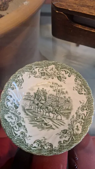 Cuenco decorativo inglés verde y blanco