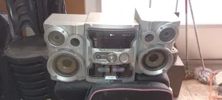 Equipo de música LG LM-U550
