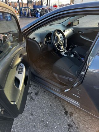 Toyota Corolla 2010