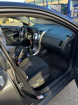 Toyota Corolla 2010