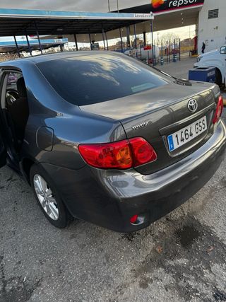 Toyota Corolla 2010