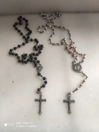 Coppia di Antichi Rosari