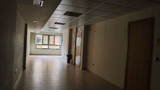 Oficina en venta en Benalúa en Alicante