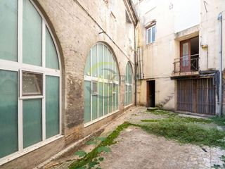 Local comercial en venta en Casco Antiguo en Pamplona