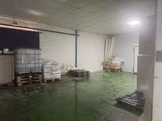 Nave industrial en alquiler en La Paz en Alcalá de Guadaira