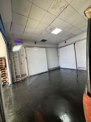 Nave industrial en alquiler en La Paz en Alcalá de Guadaira