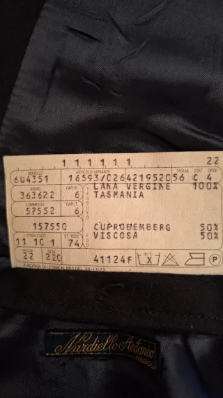 Completo lana Tasmania nero