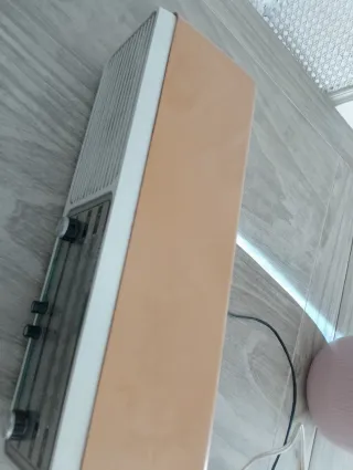 Radio Phonola Beige y Blanca