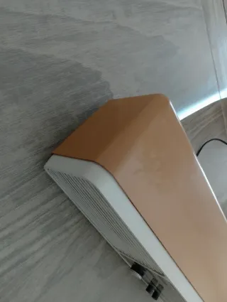 Radio Phonola Beige y Blanca