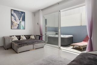 Casa adosada en venta en Zona Norte en Estepona