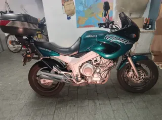 Yamaha TDM 850 1996 3 Bauletti