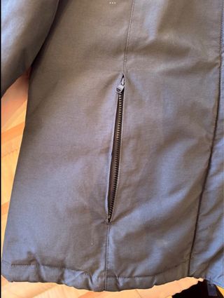 Piumino Woolrich donna blu con cappuccio