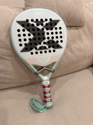 Pala Padel Nox Ventus Hybrid Nueva