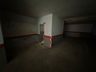 Garaje en venta en Cervelló