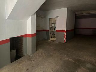 Garaje en venta en Cervelló