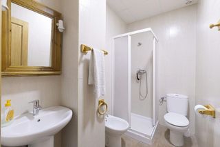 Hotel en venta en Pizarra