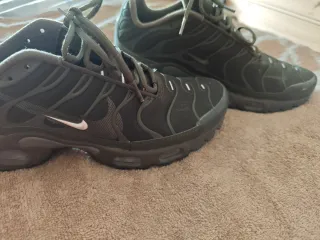 Nike Air Max TN Verde Oliva Talla 41