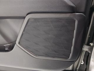 Lexus UX 2.0 300h UX Plus