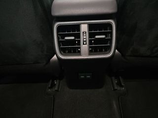 Lexus UX 2.0 300h UX Plus